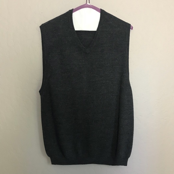 Geoffrey Beene Lightweight Wool Blend Vest - Picture 1 of 4